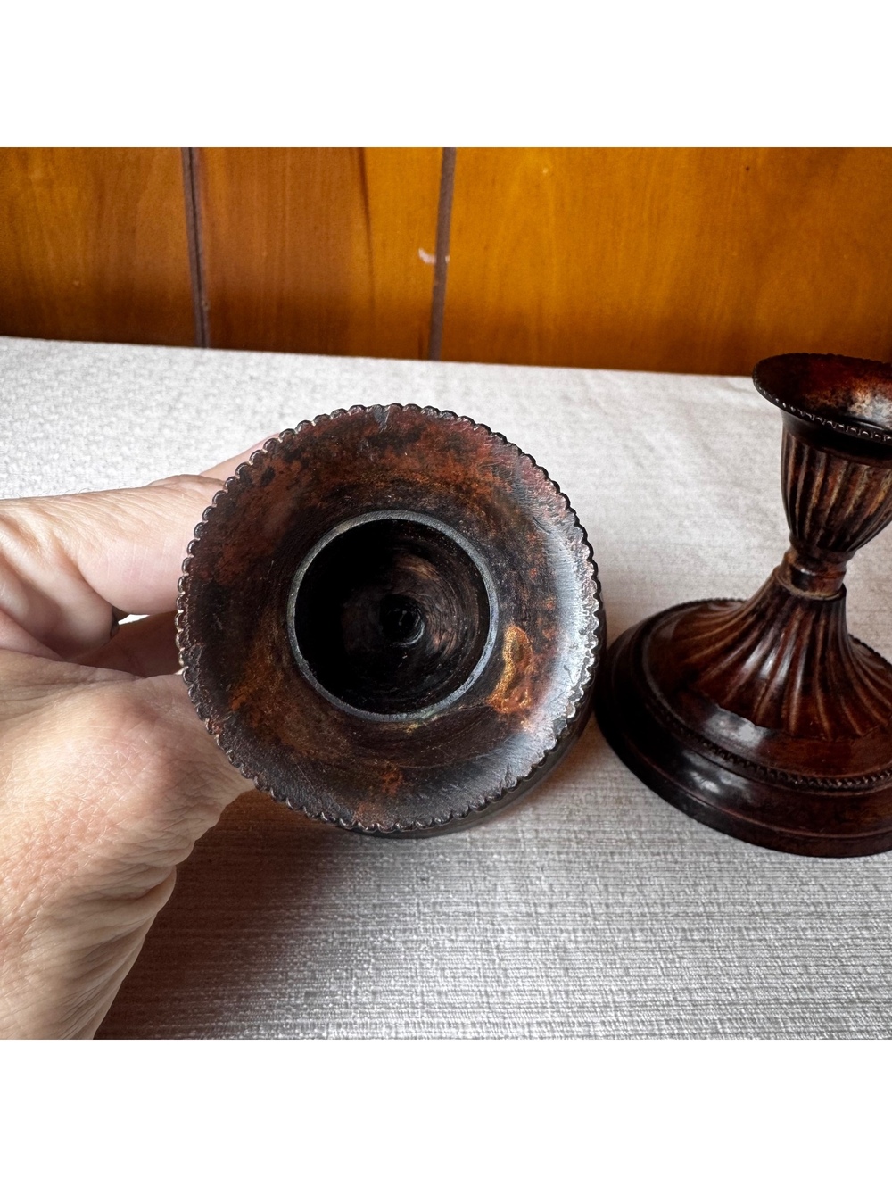 Vintage Hosley Solid Brass Candlestick Holders Pair Fluted Dark Patina India - Picture 6 of 9